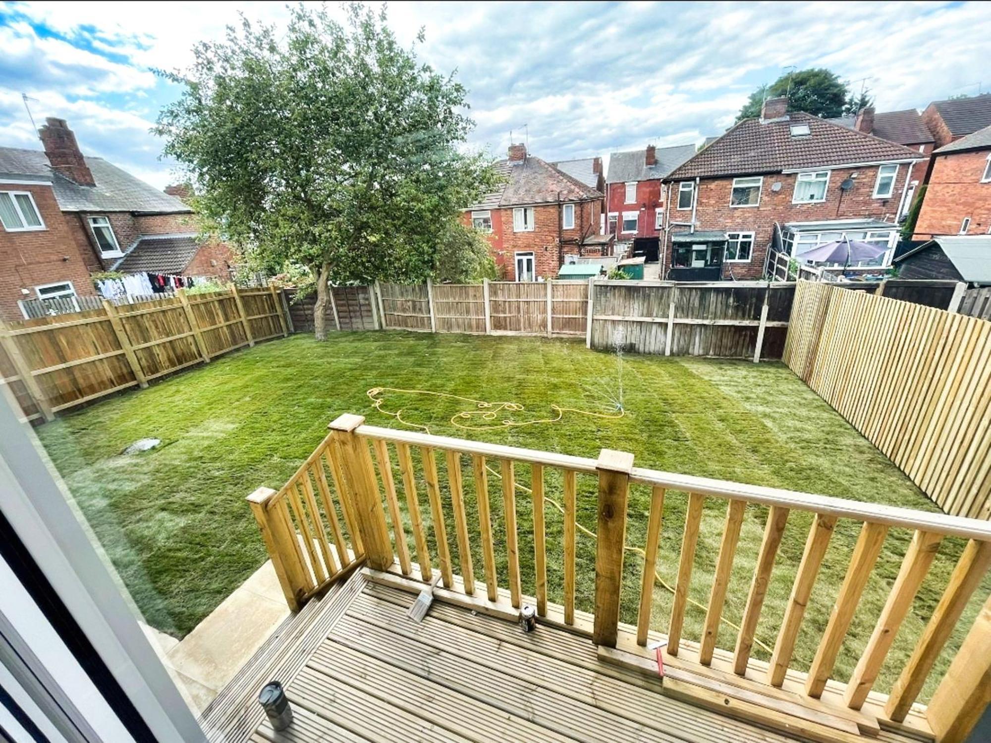 Rotherham - Rawmarsh - Great Customer Feedback - 2 Bed Bungalow - New Build - High End Furnishings - Wheel Chair Accessible - Large Enclosed Garden - Dog Friendly ภายนอก รูปภาพ